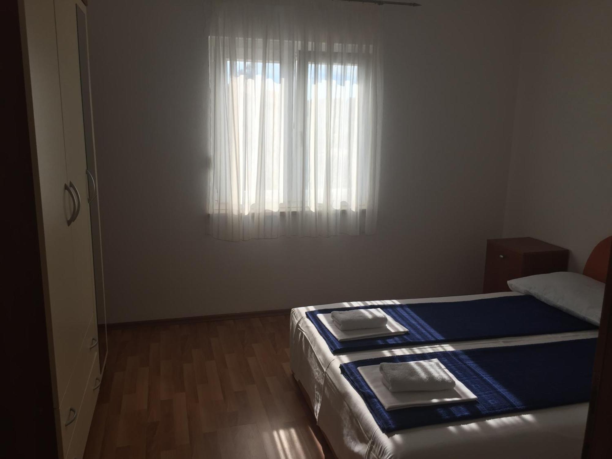 Apartments Vidovic Povljana Rum bild
